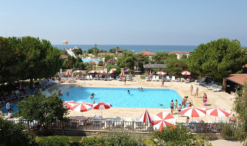 Club Serena Beach